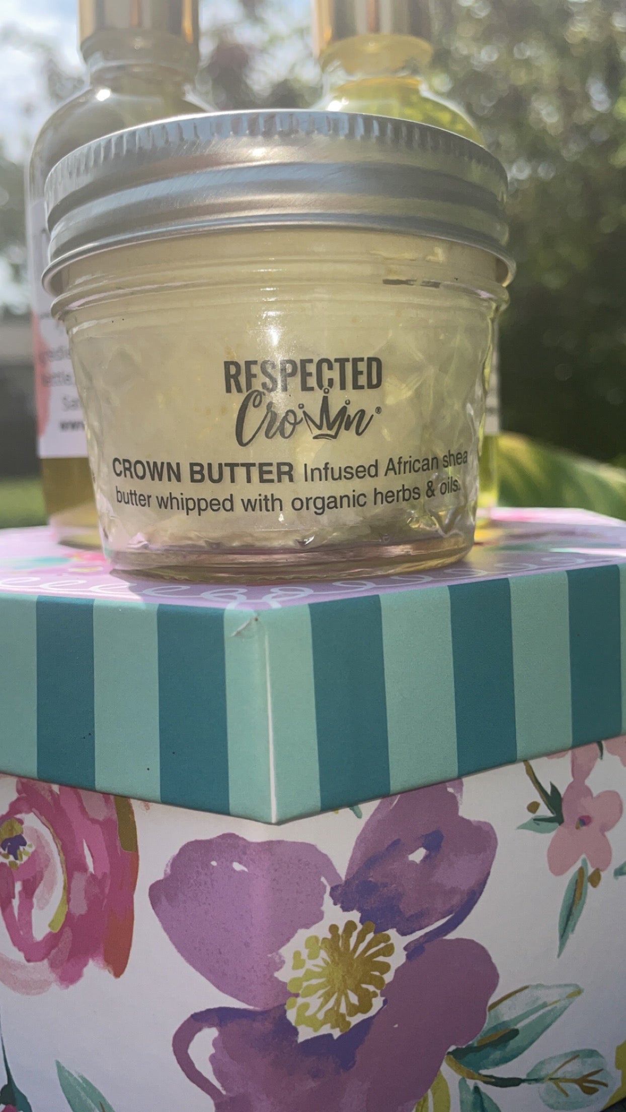 CROWN BUTTER